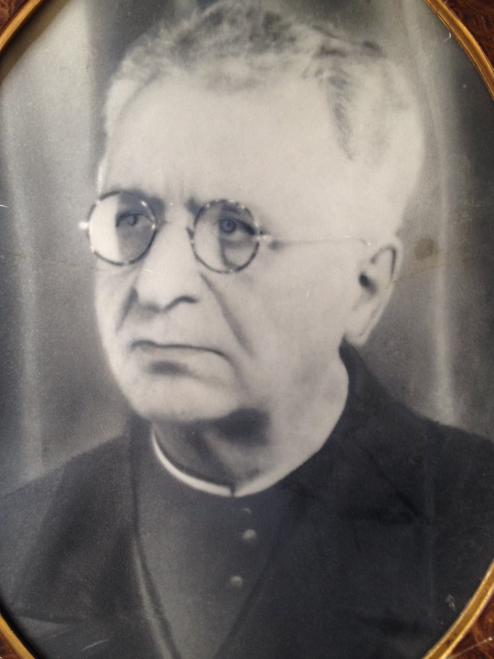 abbé Théolas